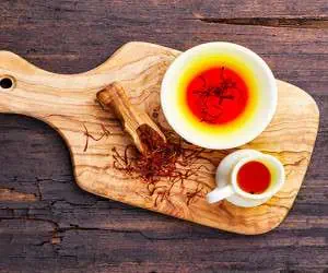 روش دم كردن زعفران با آب جوش