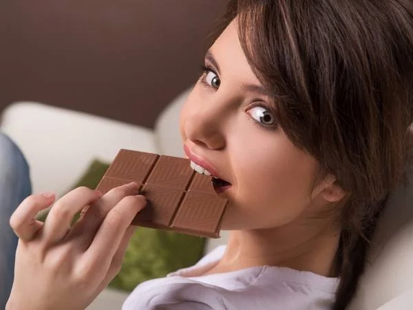 شکلات تلخ