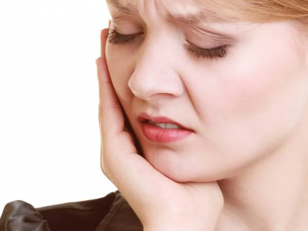 ماساژ برای فک درد