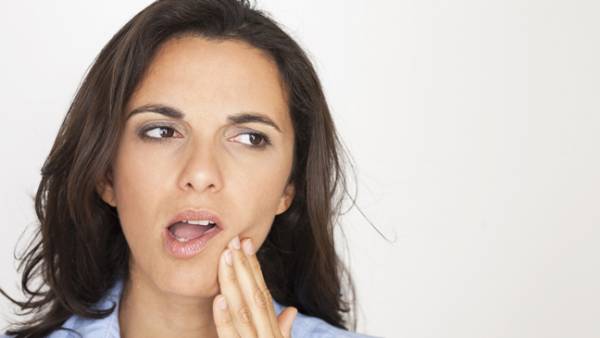 درمان خانگی عفونت و آبسه دندان با نوعی عصاره فوری