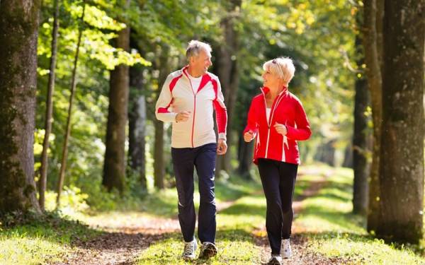 پیاده روی برای افراد مسن