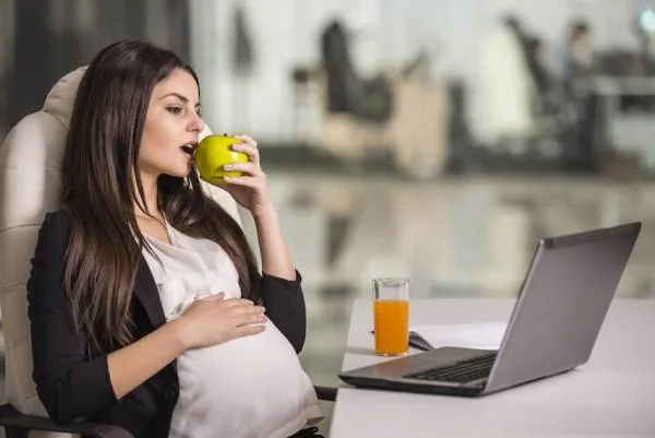 بهترین غذا برای زنان باردار شاغل