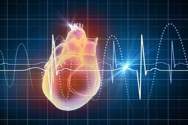 عوارض افتادگی دریچه میترال