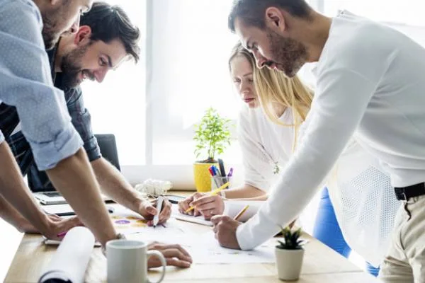 ایجاد فرصت مناسب فرصت کاری