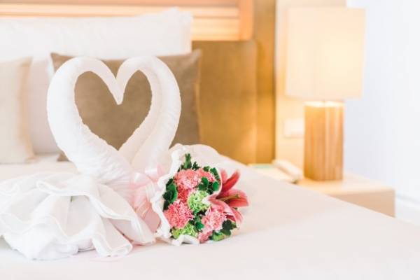 چگونه مردان را به اوج لذت برسانیم jpvd; a,iv