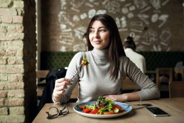 نفس عمیق در غذا