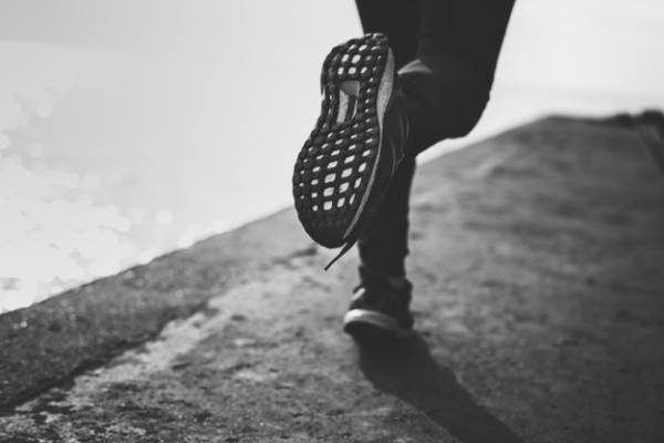 کفش پیاده روی