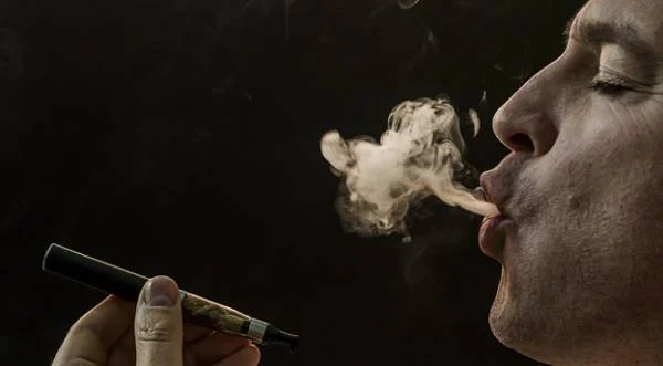 عوارض سیگار