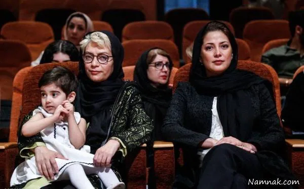 پوستر فیلم ویلایی ها