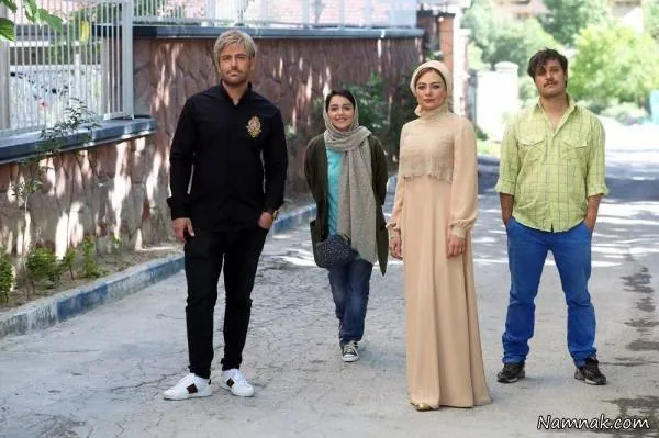 رونمایی از پوستر آینه بغل
