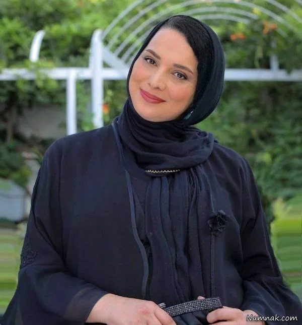 روشنک عجمیان