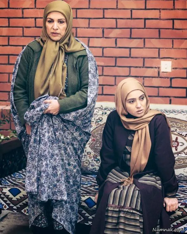 مونا کرمی
