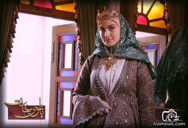 مریم مومن