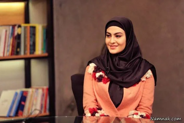 مریم مومن 