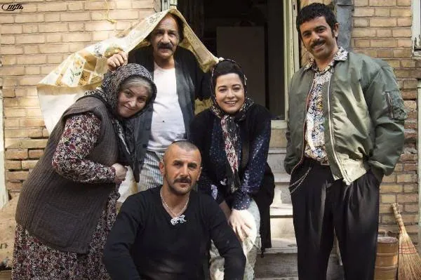 فیلم درخونگاه