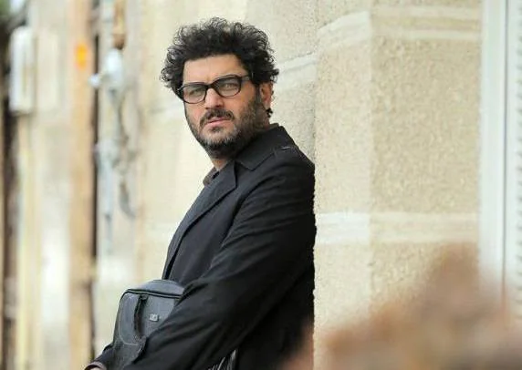 سام درخشانی