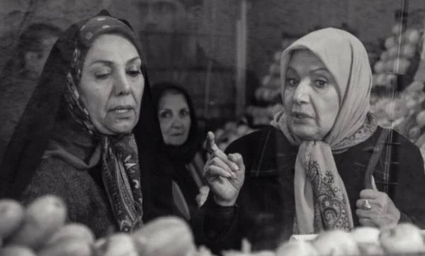 سریال بر سر دو راهی