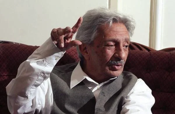  بیژن ترقی