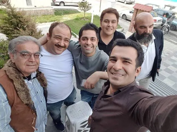 اشکان اشتیاق و بازیگران سریال پنچری