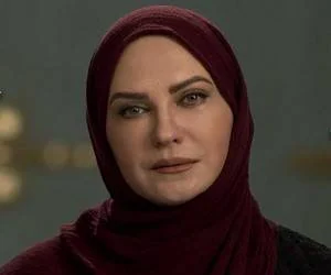 لعیا زنگنه