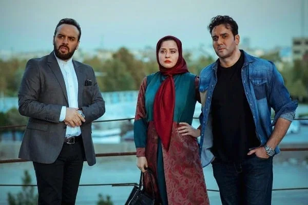 بهرنگ علوی،پوریاپورسرخ و مهراوه شریفی نیا 
