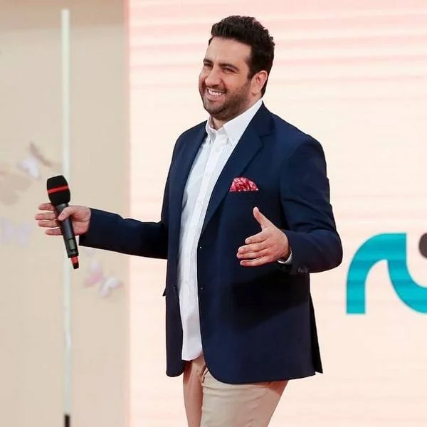 امید حاجیلی 