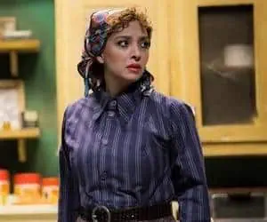 آناهیتا درگاهی