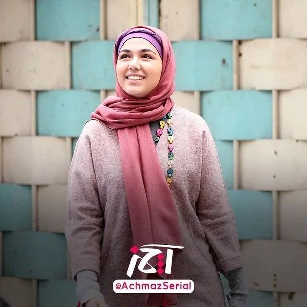 مُنا اسکندری