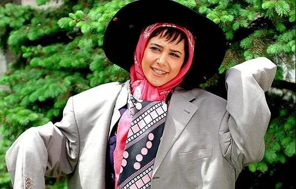 الناز حبیبی 