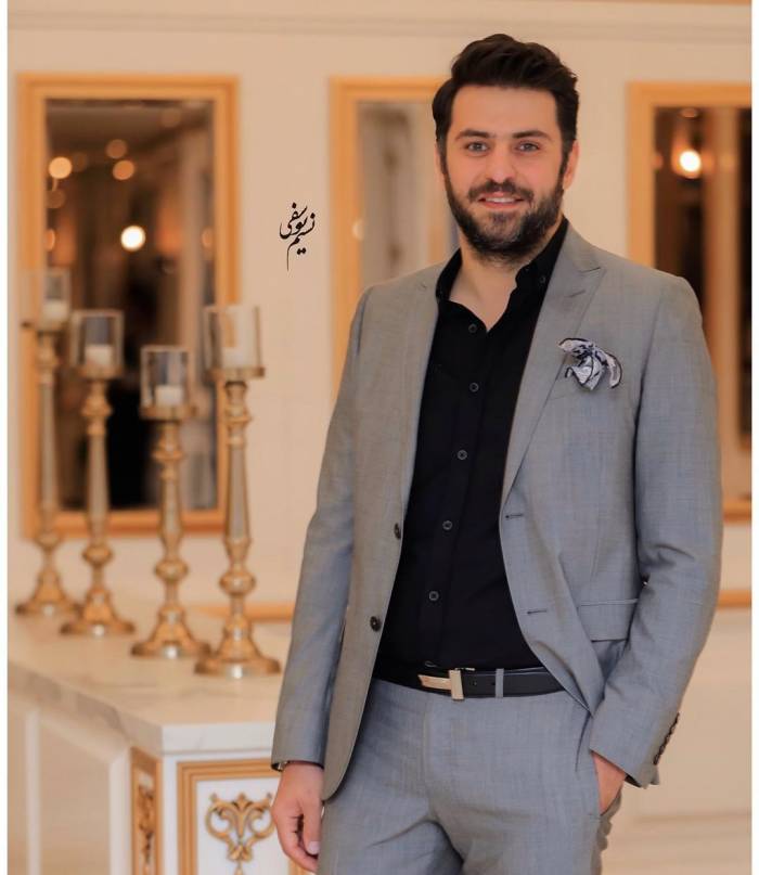 علی ضیاء 