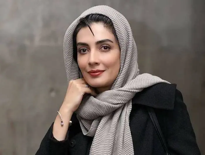 لیلا زارع 