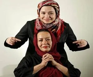 مهراوه شریفی نیا و مادرش