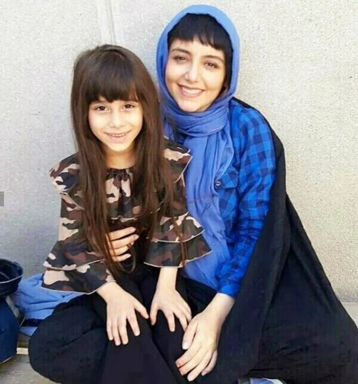 نازنین بیاتی