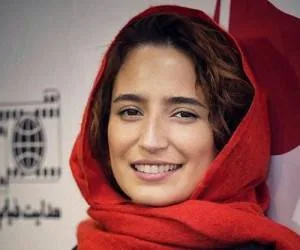 نگار جواهریان