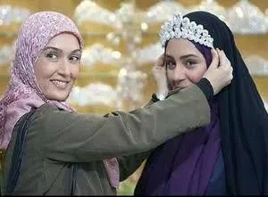 هستی مهدوی و آتنه فقیه نصیری