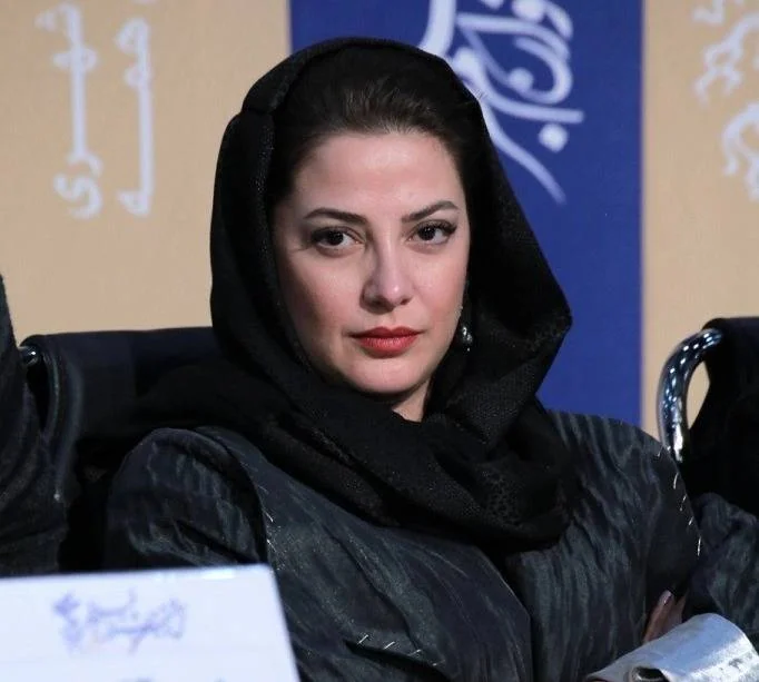 طناز طباطبایی