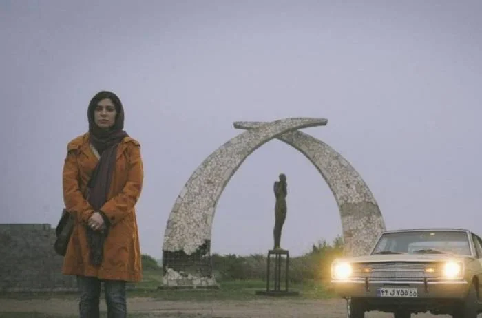 نازنین احمدی