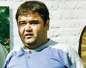 اکبر عبدی