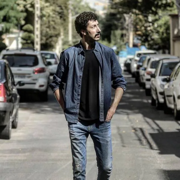 بهرام افشاری