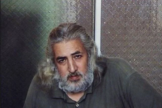 حسین منزوی