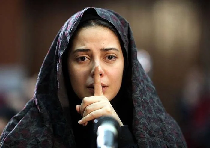 طناز طباطبایی