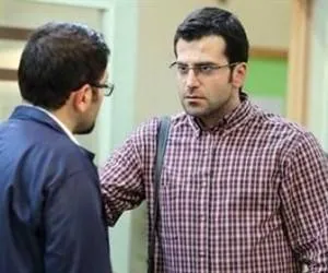 روزبه حصاری