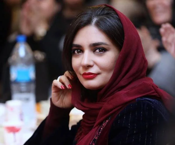 یندا کیانی
