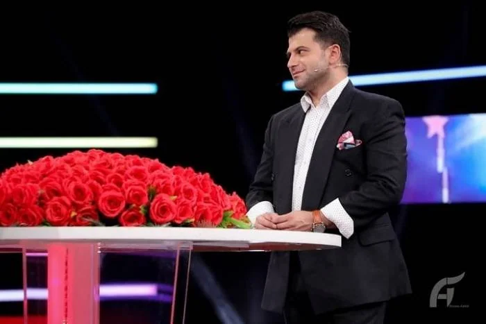 روزبه حصاری