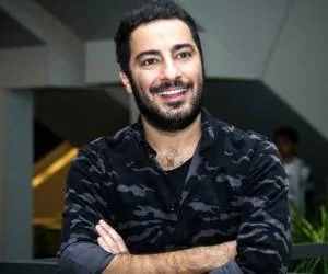 نوید محمدزاده