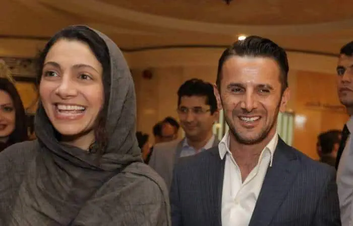 نیلوفر خوش خلق