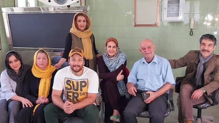 بازیگران سریال شرم