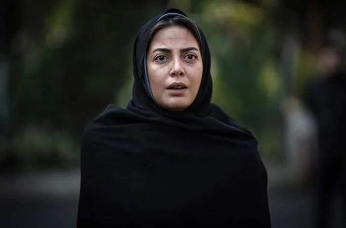 طناز طباطبایی