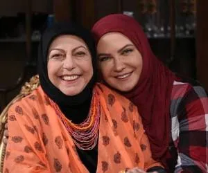 لعیا زنگنه و ثریا قاسمی