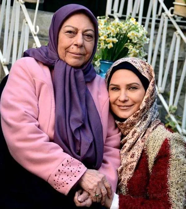 لعیا زنگنه و ثریا قاسمی
